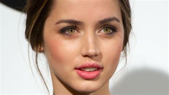 A Deep Dive into Ana de Armas’ Teen Years: The Rise of a Star