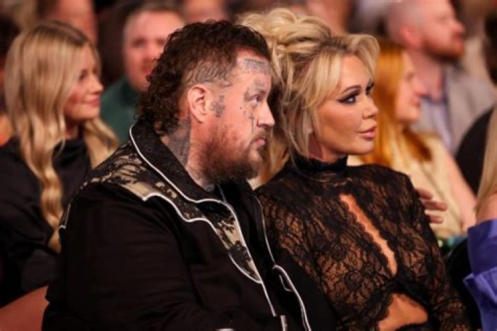 Bunnie XO: The Rise of a Digital Influencer and Entrepreneur