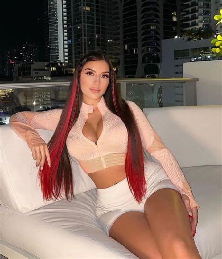 Jasi Bae: The Rising Star in the World of Entertainment