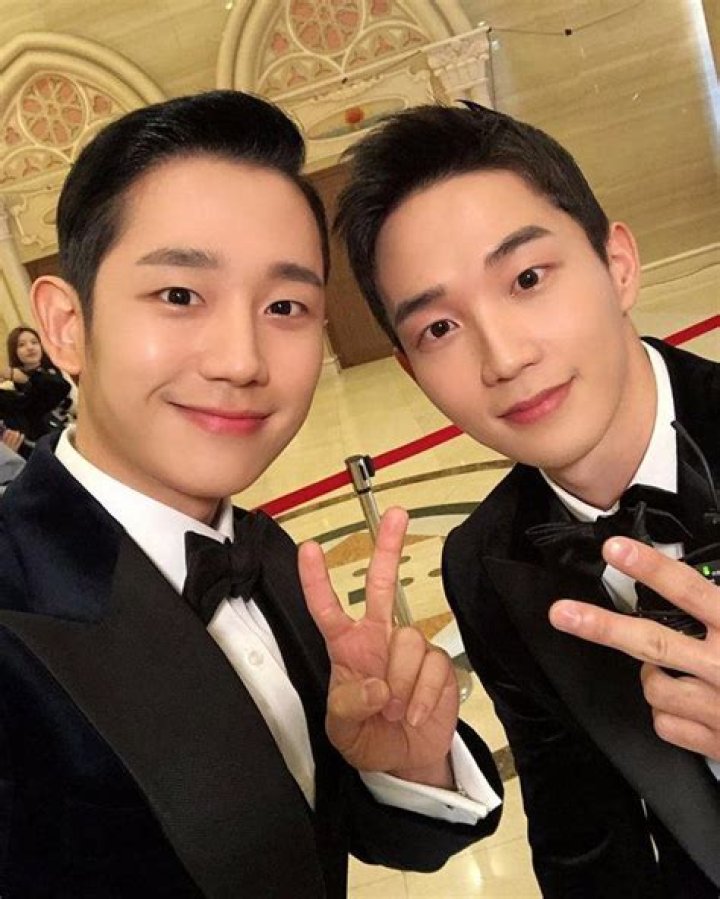 2021's Top Male Actors: Kim Soo Hyun and Jung Hae In