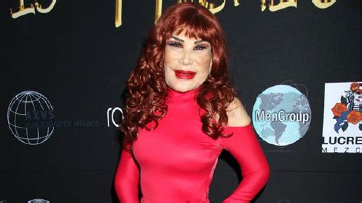 Meet the Legendary Lyn May: A Mexican Icon