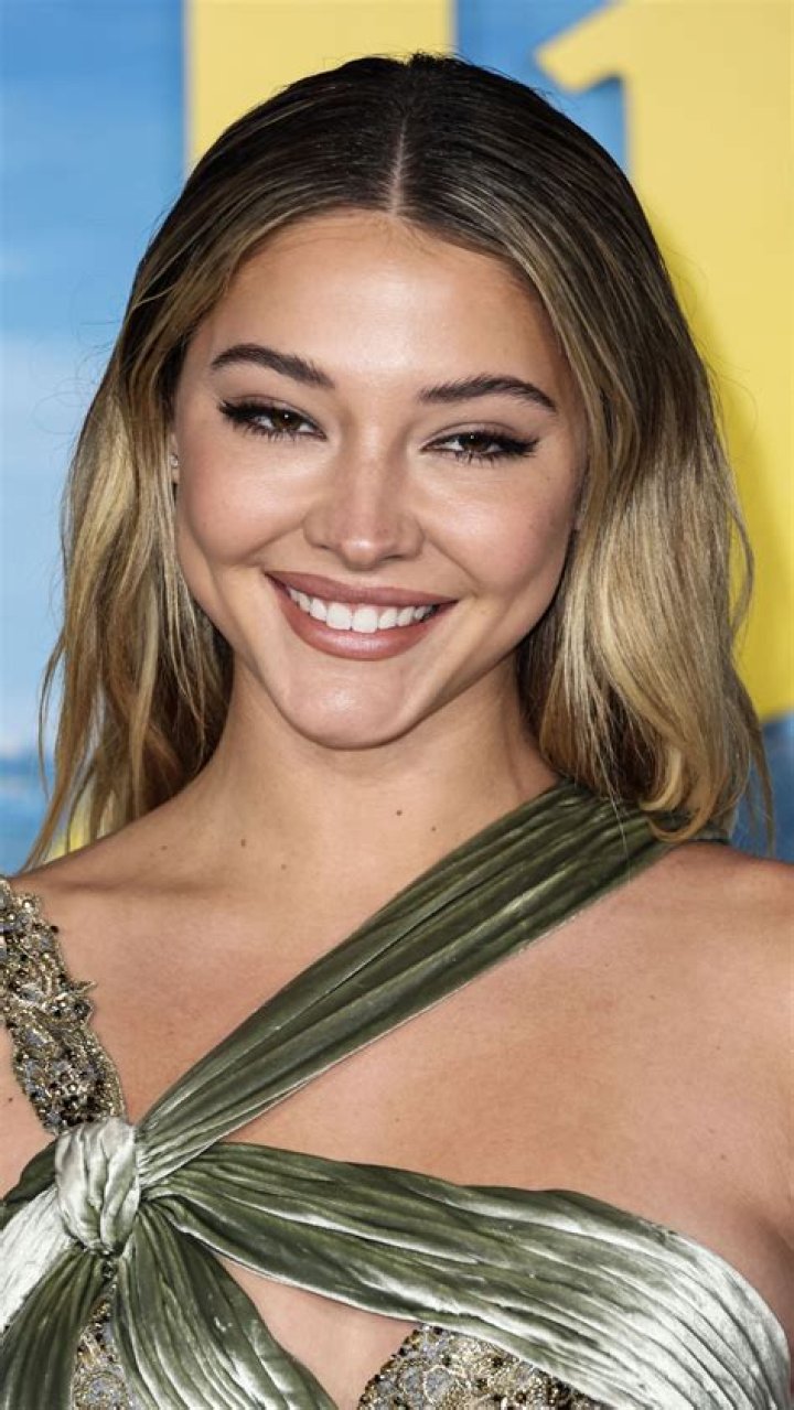 Madelyn Cline: The Rising Star of Hollywood