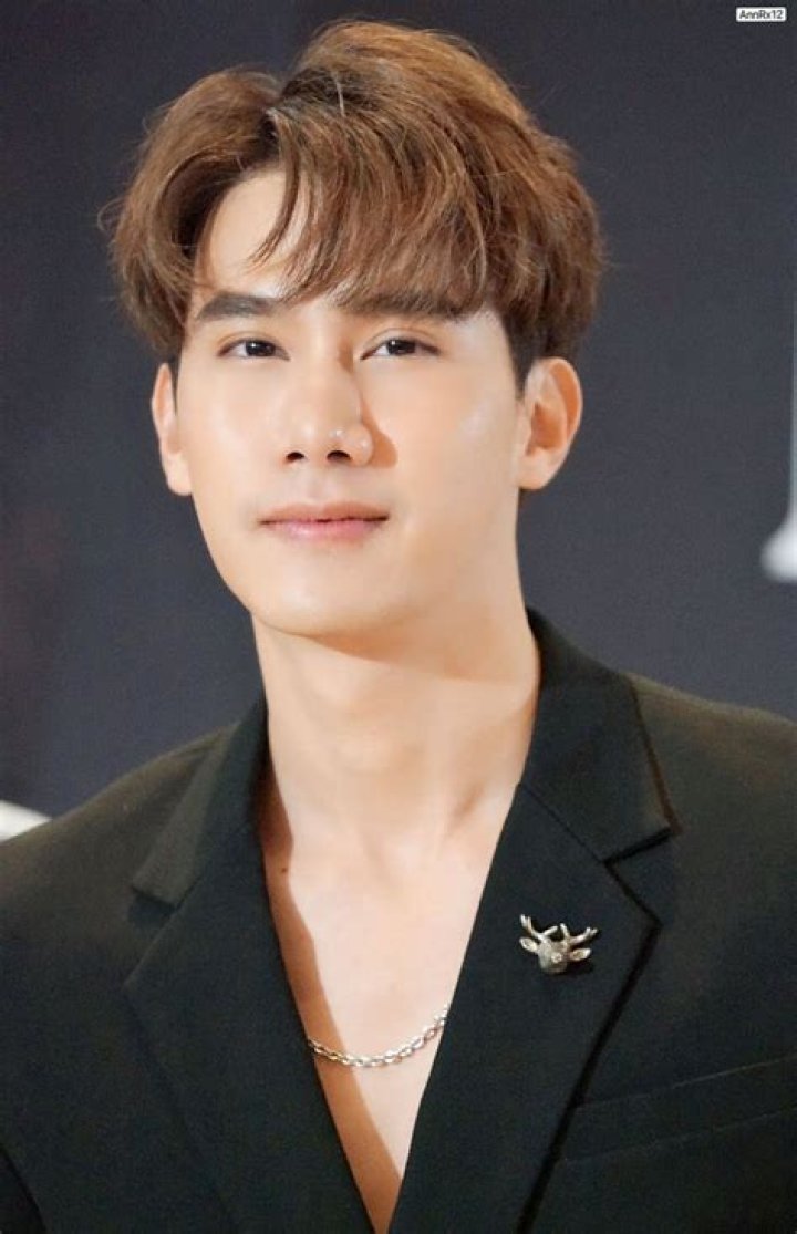 Tul Pakorn: The Rising Star of Thai Entertainment