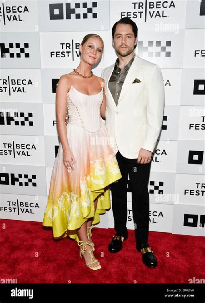 Was Richard Russell Married? Unveiling the Personal Life of a Mysterious Figure