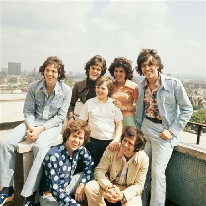 Discover the Astonishing Net Worth of Legendary Singer Donny Osmond